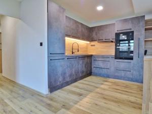 Pronájem bytu 2+kk, Ostrava, Gen. Janka, 60 m2