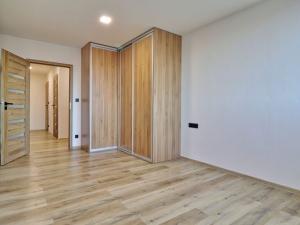 Pronájem bytu 2+kk, Ostrava, Gen. Janka, 60 m2