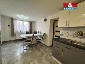 Prodej rodinného domu, Božice, 165 m2