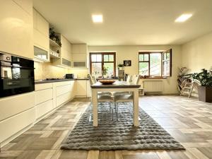 Prodej rodinného domu, Tachov, tř. Míru, 350 m2