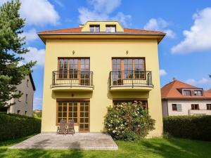 Pronájem vily, Praha - Břevnov, 316 m2