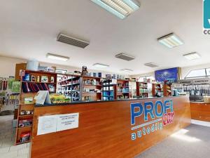 Pronájem obchodního prostoru, Litomyšl, Kpt. Jaroše, 322 m2