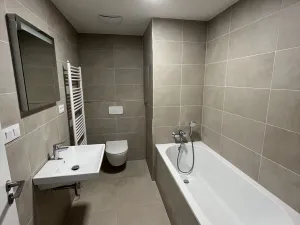 Prodej bytu 2+kk, Zlín, Tyršovo nábřeží, 66 m2