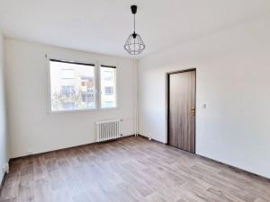 Pronájem bytu 2+kk, Chlumec, Tuchomyšlská, 38 m2