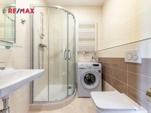 Pronájem bytu 1+kk, Praha - Libeň, náměstí Dr. Václava Holého, 27 m2