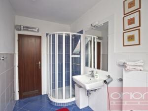 Pronájem rodinného domu, Praha - Kunratice, Ke hrádku, 417 m2