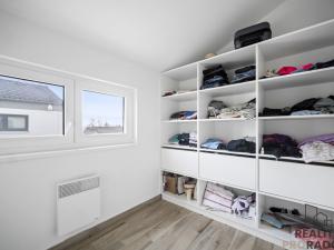 Prodej rodinného domu, Pardubice - Doubravice, 108 m2