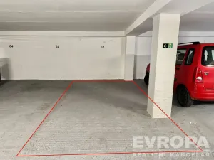 Prodej garážového stání, Praha - Podolí, Pod Klaudiánkou, 14 m2