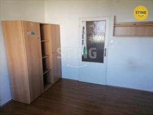 Prodej bytu 3+1, Velké Heraltice, Zahradní, 63 m2