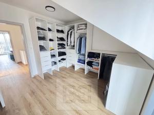 Pronájem rodinného domu, Chocerady, 116 m2