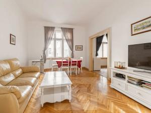 Pronájem bytu 3+1, Praha - Nové Město, Trojická, 95 m2