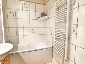 Prodej bytu 3+1, Kladno, Vít. Nezvala, 65 m2