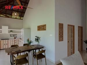 Prodej vily, Sekongkang, Indonésie, 128 m2