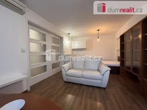 Pronájem bytu 1+1, Kralupy nad Vltavou, sídl. Hůrka, 41 m2