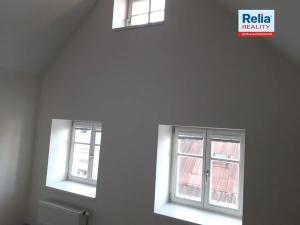 Pronájem bytu 1+1, Liberec, Na Kopečku, 36 m2