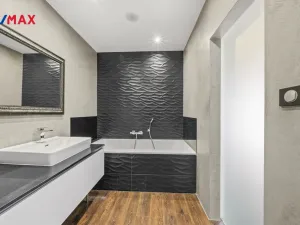 Prodej bytu 2+1, Hradec Králové - Nový Hradec Králové, Kejzlarova, 75 m2