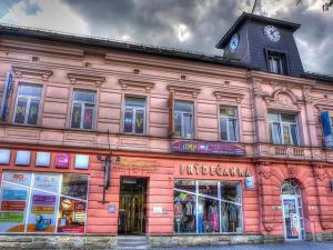 Pronájem obchodního prostoru, Frýdek-Místek, tř. T. G. Masaryka, 23 m2