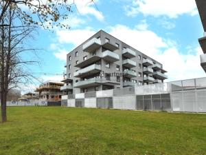 Pronájem bytu 2+kk, Praha - Prosek, Čakovická, 52 m2