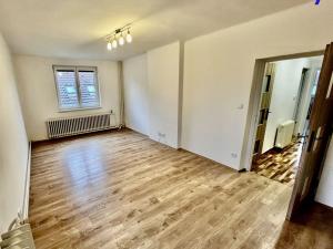 Prodej bytu 3+1, Mojné, 61 m2