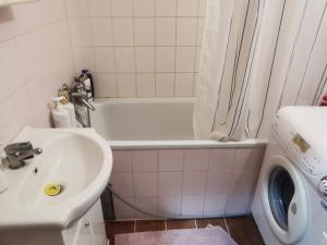 Prodej bytu 4+1, Praha - Smíchov, Pod Hybšmankou, 74 m2