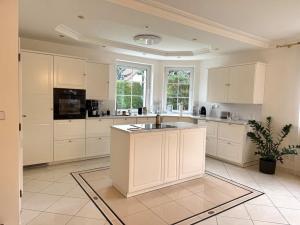 Prodej rodinného domu, Praha - Újezd nad Lesy, Hulická, 320 m2