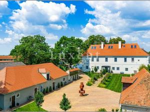 Prodej domu, Hluboká nad Vltavou, 1114 m2