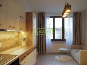 Pronájem bytu 2+kk, Praha, Ke Strašnické, 49 m2