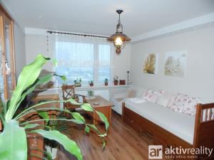 Prodej bytu 2+1, Chomutov, Bezručova, 60 m2