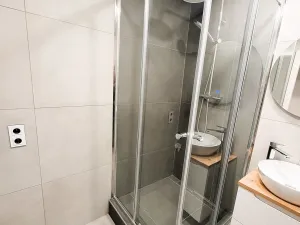 Pronájem bytu 2+kk, Karviná, Bratr. Veverkových, 51 m2