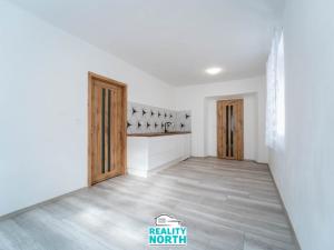 Pronájem rodinného domu, Křešice - Zahořany, 233 m2