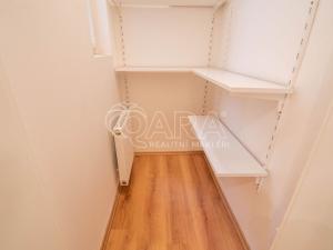 Pronájem bytu 2+kk, Praha, Mánesova, 55 m2