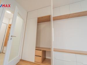 Pronájem bytu 1+kk, Praha - Žižkov, Olgy Havlové, 32 m2