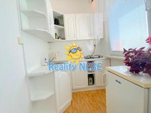 Pronájem bytu 1+1, Praha - Hostivař, Tesaříkova, 30 m2