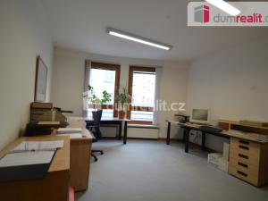 Pronájem kanceláře, Praha - Vinohrady, Záhřebská, 94 m2
