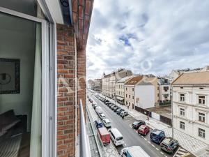 Pronájem bytu 1+kk, Praha - Karlín, Křižíkova, 34 m2