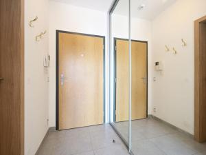 Pronájem bytu 1+kk, Praha - Liboc, Evropská, 56 m2