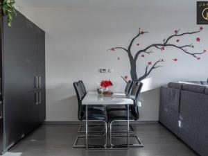 Prodej bytu 2+kk, České Budějovice, Zavadilka, 57 m2