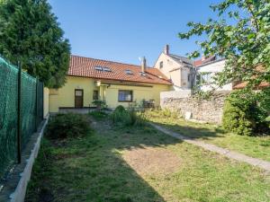 Prodej bytu 3+1, Týnec nad Labem, Masarykovo náměstí, 72 m2