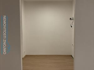 Pronájem bytu 1+kk, Znojmo, Na Rejdišti, 35 m2