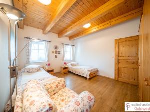 Prodej rodinného domu, Cvikov - Naděje, 210 m2