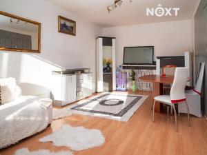 Prodej bytu 2+1, Kaplice, Míru, 58 m2