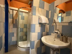 Pronájem atypického bytu, Strmilov - Česká Olešná, 100 m2