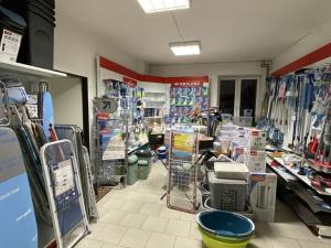 Pronájem obchodního prostoru, Jirny, Tovární, 350 m2