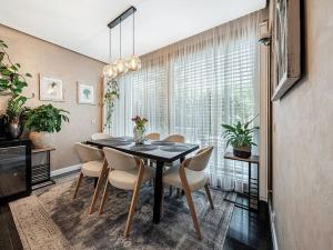 Pronájem bytu 4+1, Praha - Chodov, 250 m2