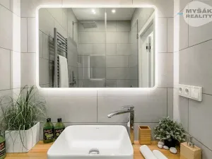 Pronájem bytu 2+kk, Praha, Rumunská, 45 m2