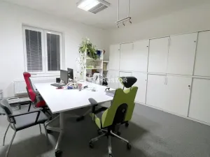 Pronájem kanceláře, Jirny, Tovární, 281 m2