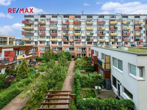 Pronájem bytu 2+kk, Praha - Vysočany, Pod Harfou, 55 m2