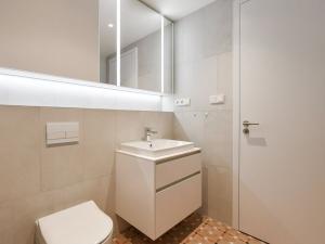 Pronájem bytu 2+kk, Praha - Holešovice, U průhonu, 44 m2