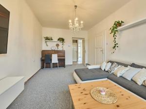 Prodej bytu 3+1, Pardubice - Zelené Předměstí, náměstí Čs. legií, 107 m2