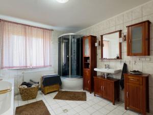 Prodej rodinného domu, Horní Police - Podlesí, 239 m2